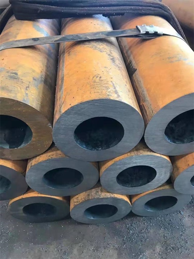 雅安20号厚壁无缝钢管
