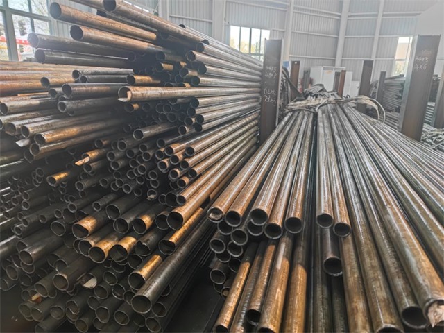 雅安35#精密无缝钢管